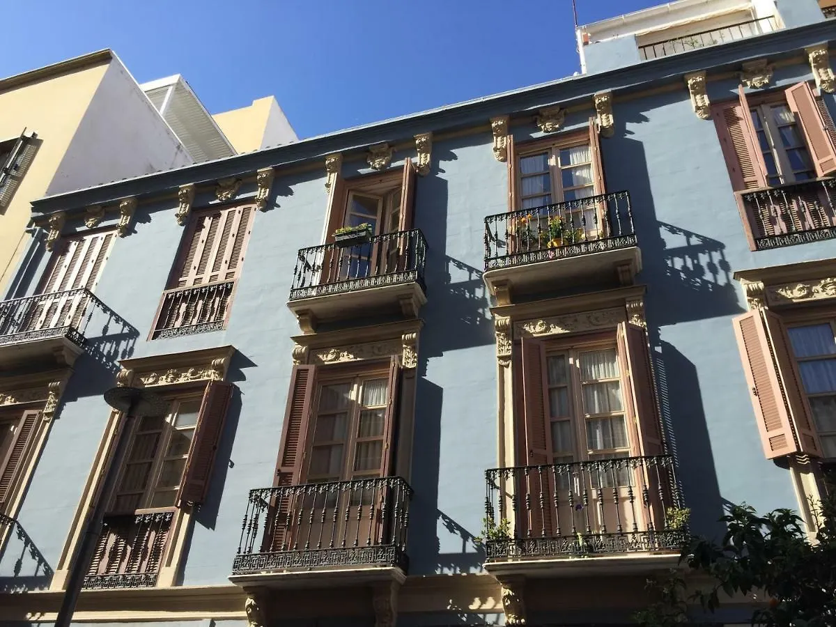 Studio Arts Soho - מאלגה 0*,